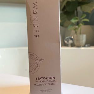 Hydrating facial mask by Wander beauty